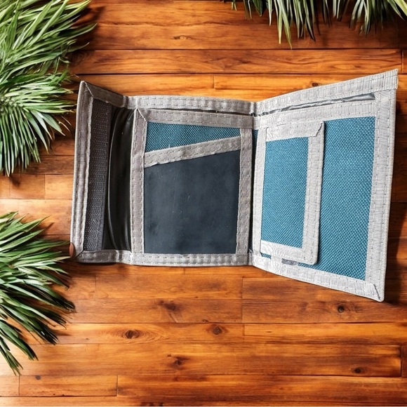 VINTAGE Paris Souvenir Wallet - 1990s - Picture 3 of 8